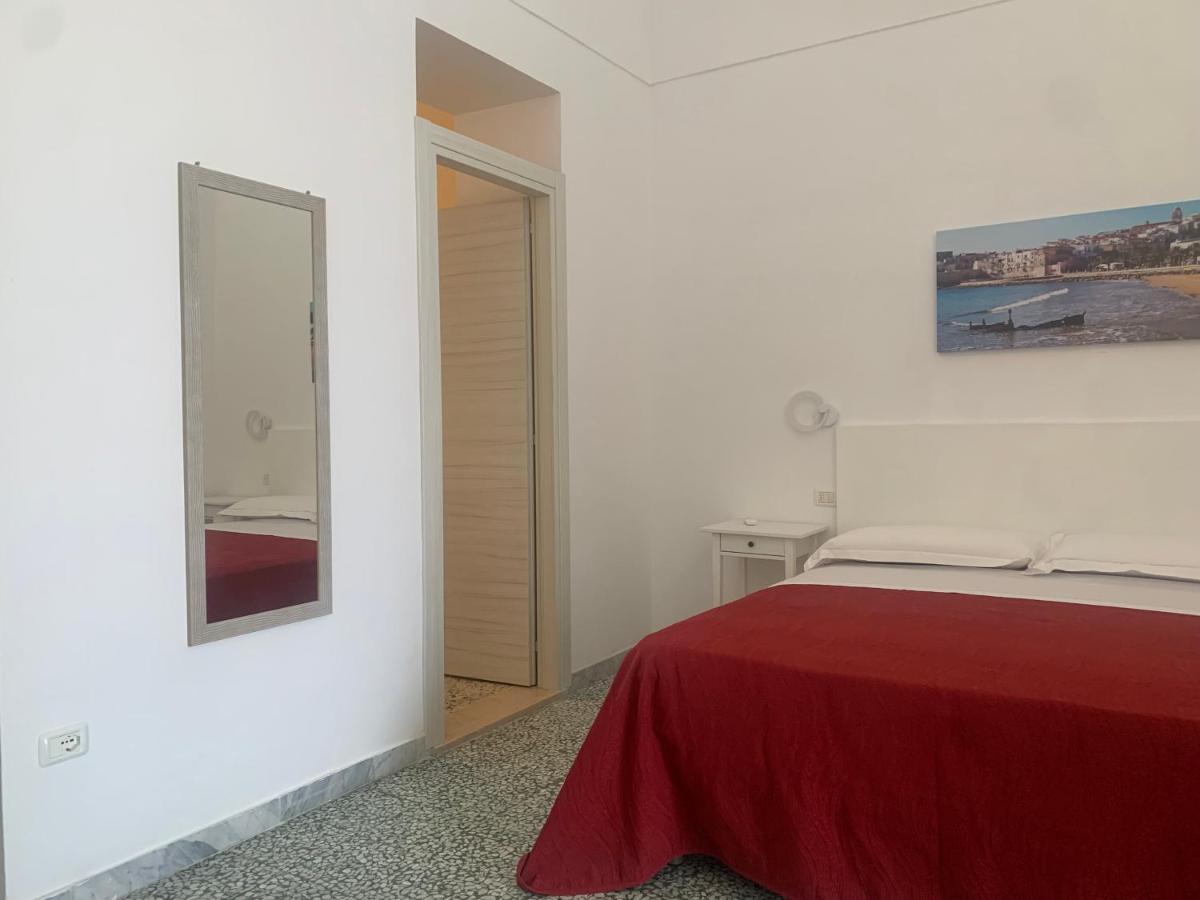 Colombo Apartment E Room Vieste Exterior photo