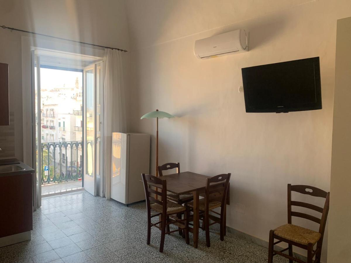 Colombo Apartment E Room Vieste Exterior photo