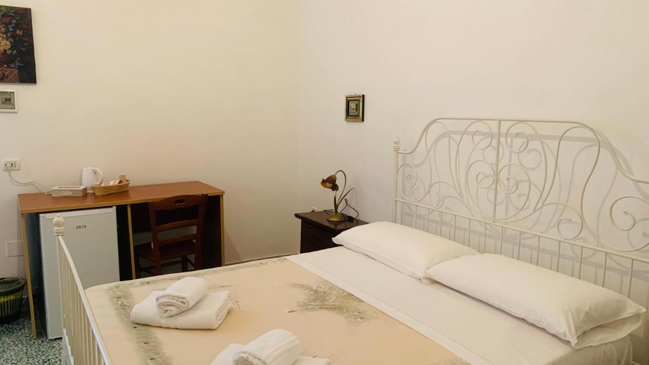 Colombo Apartment E Room Vieste Exterior photo
